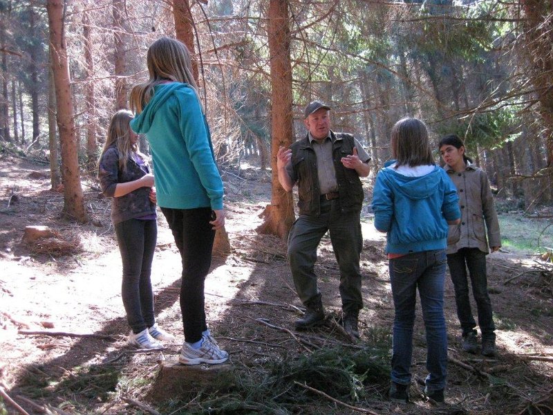 girls day 2013 025.jpg - Girls‘ Day 2013 im Forstrevier Handschuhsheim beim Landschafts- und Forstamt der Stadt Heidelberg. (Foto: Stadt Heidelberg)